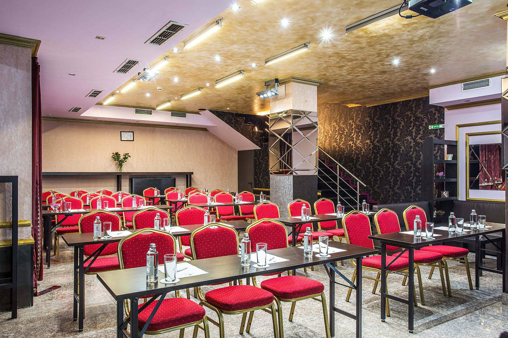 Best Western Art Plaza Hotel by null
