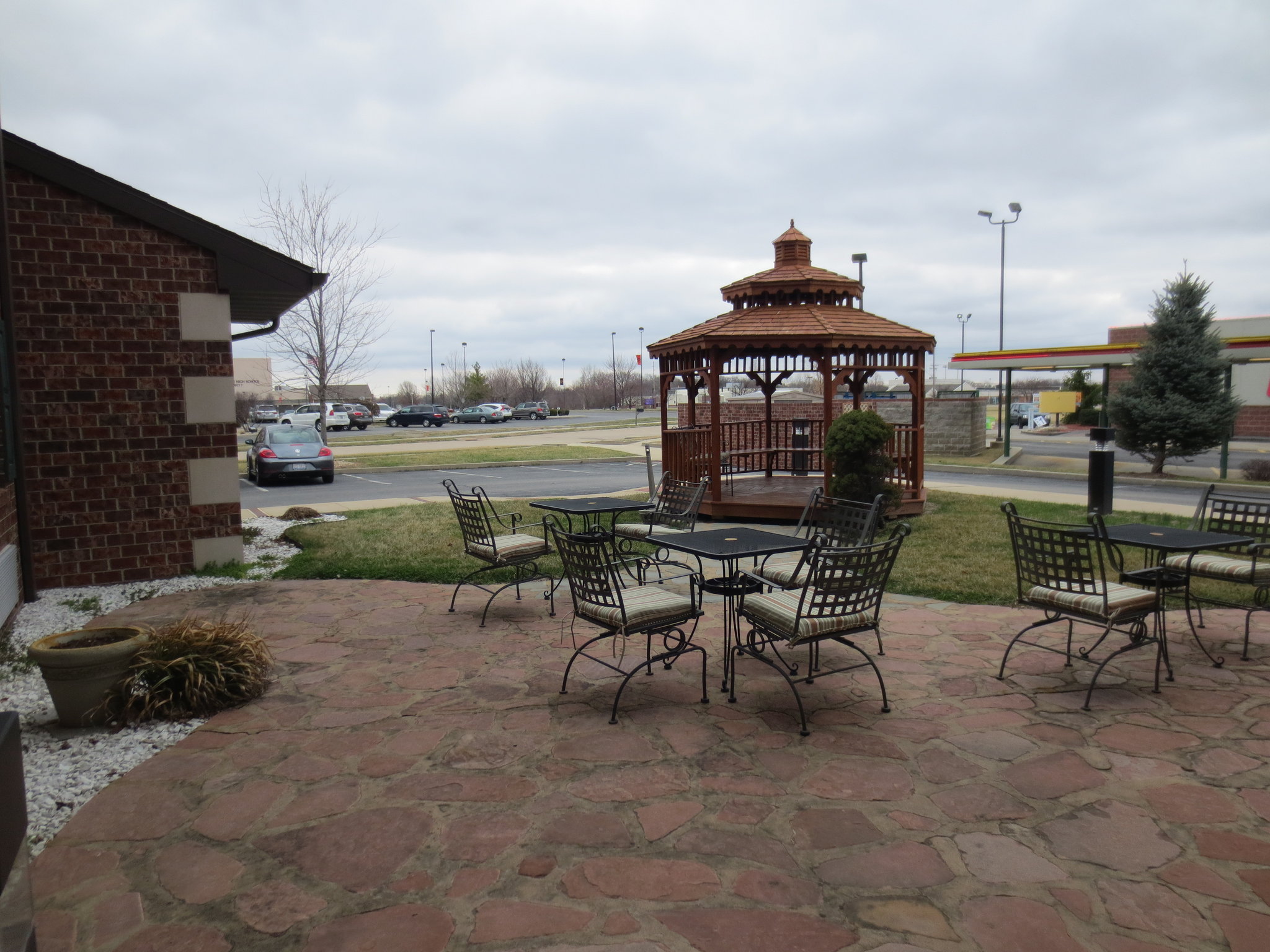 Country Hearth Inn & Suites Edwardsville St. Louis image