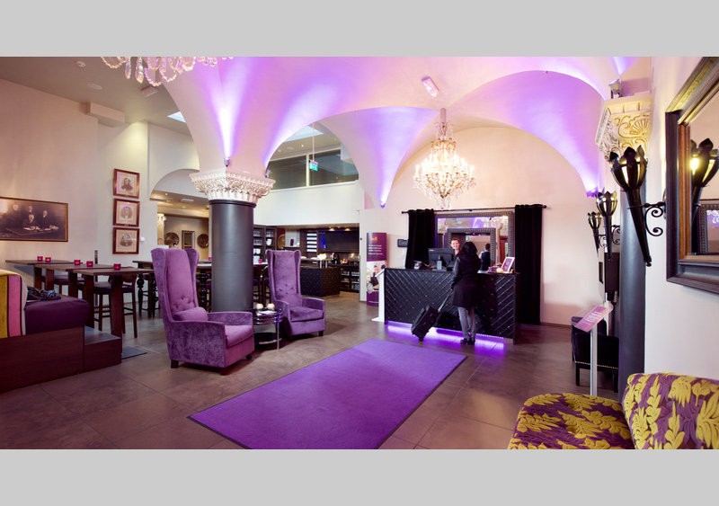 Banken Hotel by null