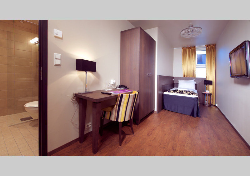 Banken Hotel by null
