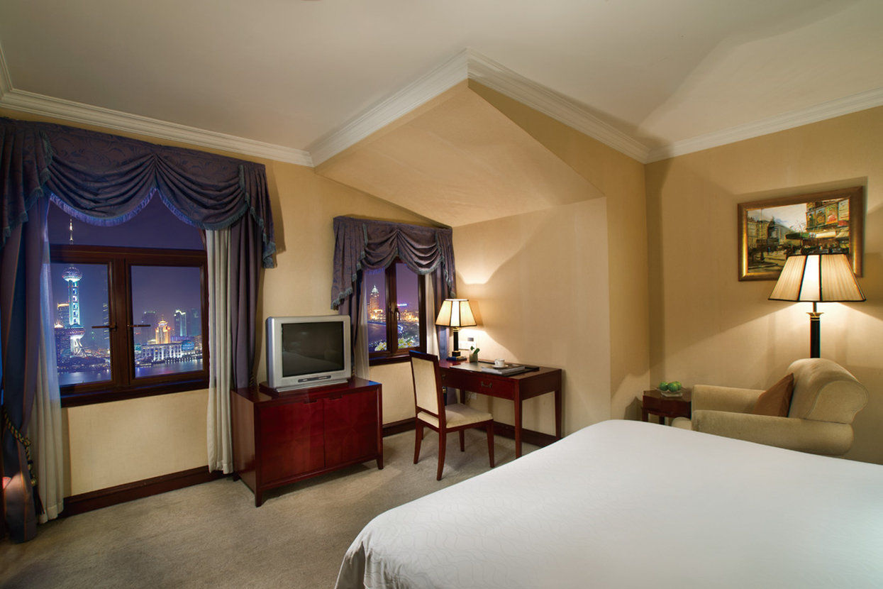 Astor House Hotel by null