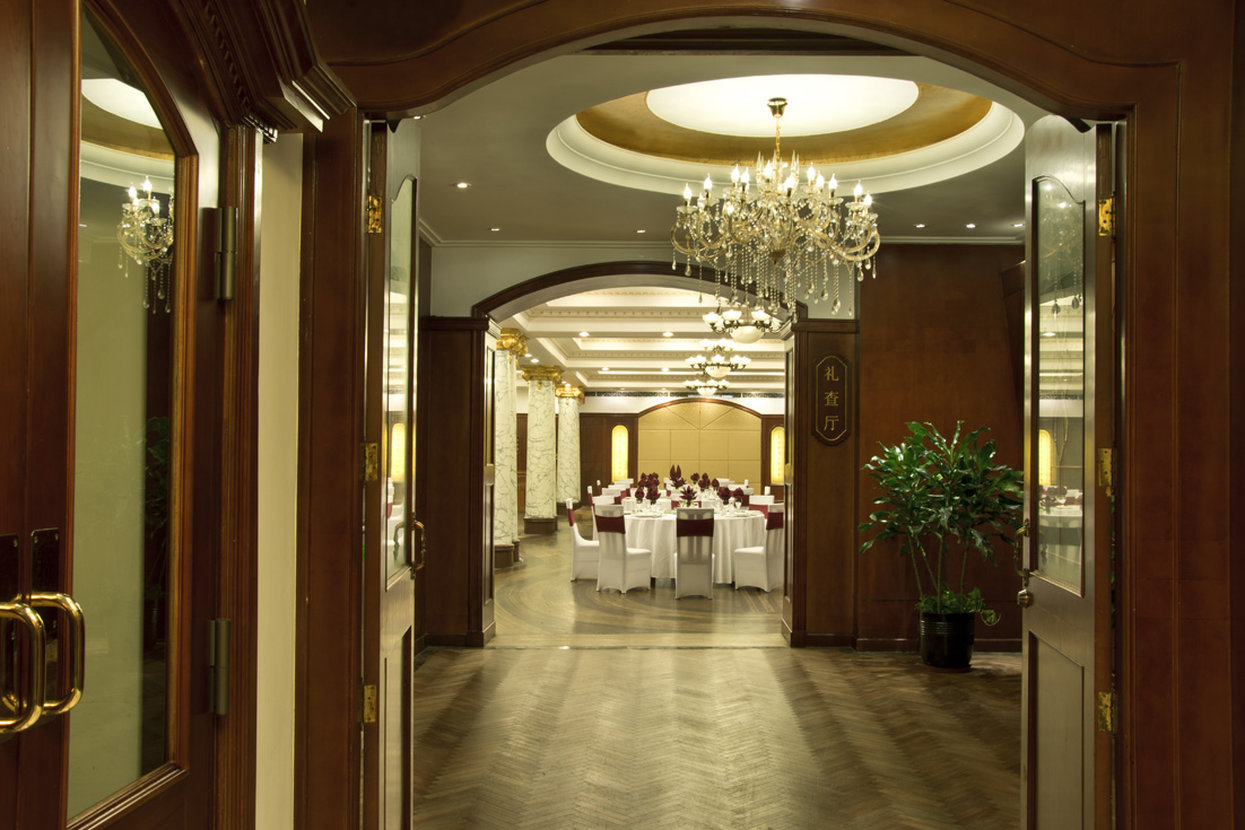 Astor House Hotel by null