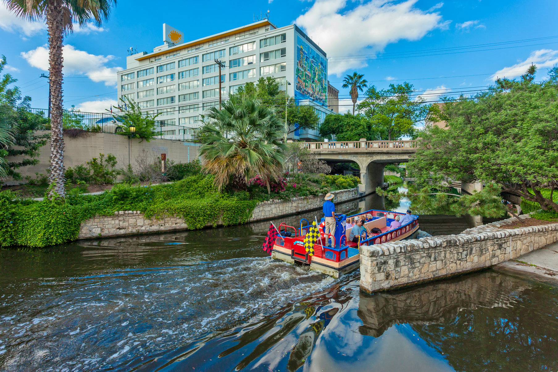 El Tropicano Riverwalk Hotel by null