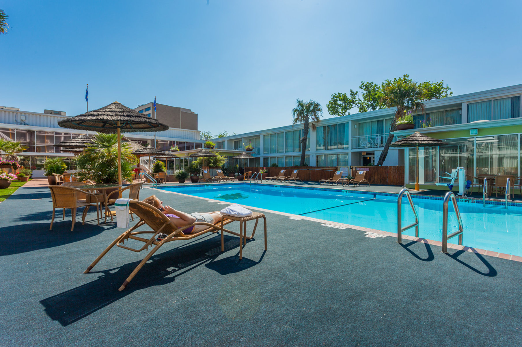 El Tropicano Riverwalk Hotel by null