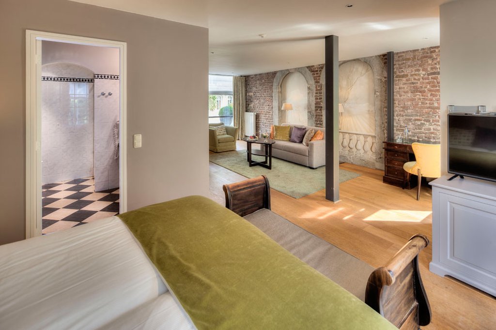 Van der Valk Hotel Kasteel Terworm by null