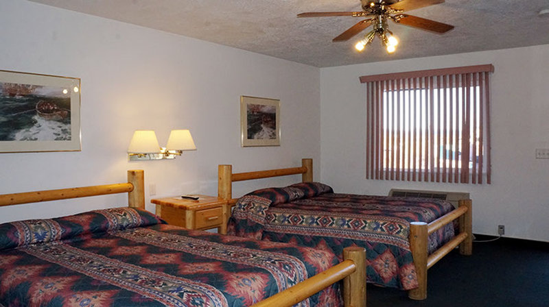 Marianna Inn Panguitch by null