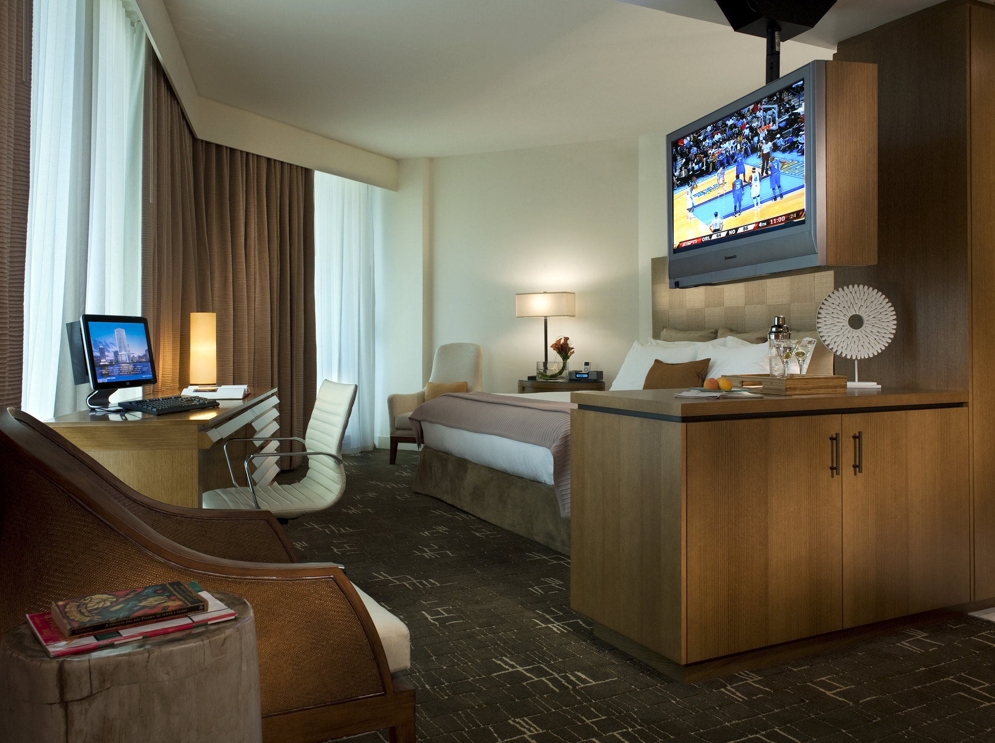 Kimpton EPIC Hotel by null