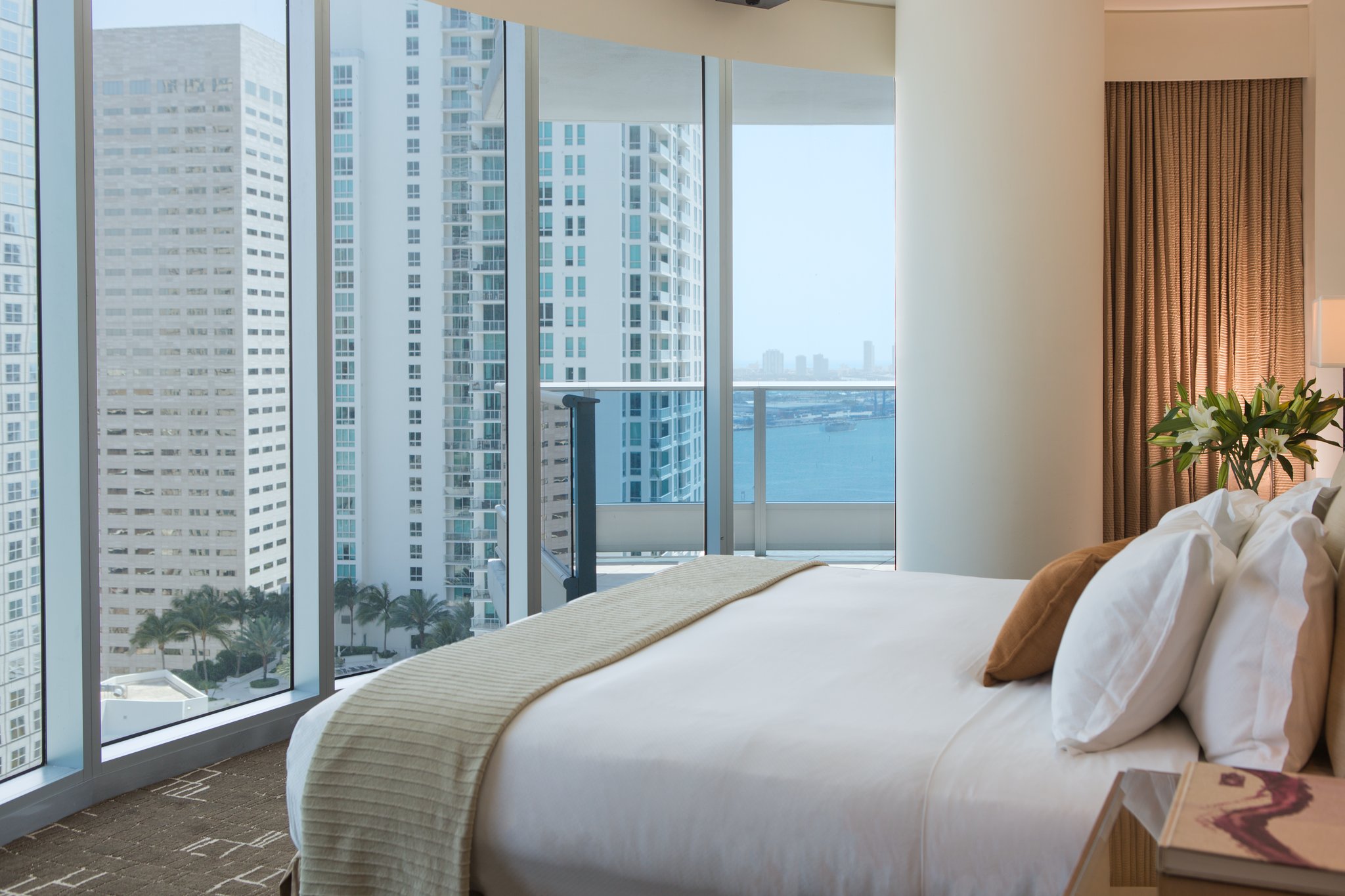 Kimpton EPIC Hotel by null