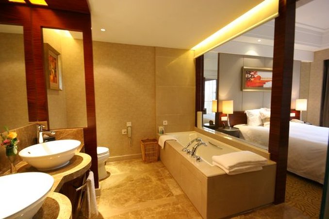 Zhangjiagang Guomao Hotel photo 8