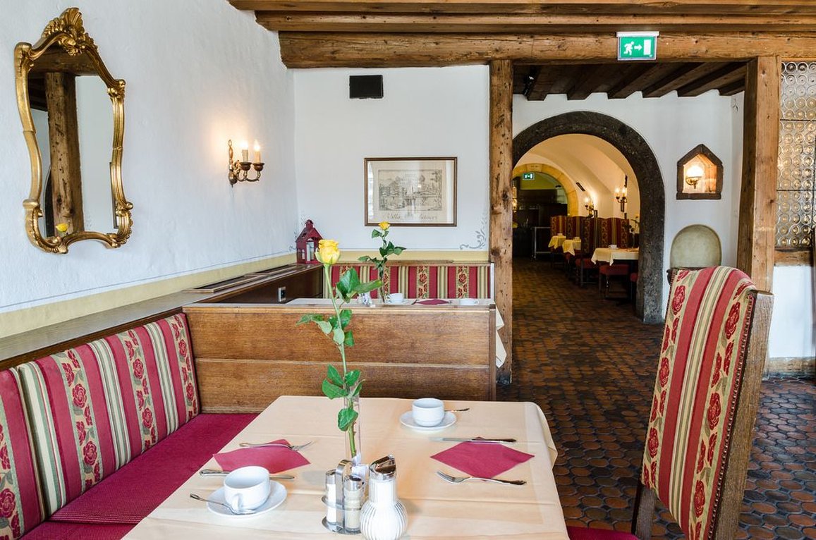 Hotel Mondschein by null