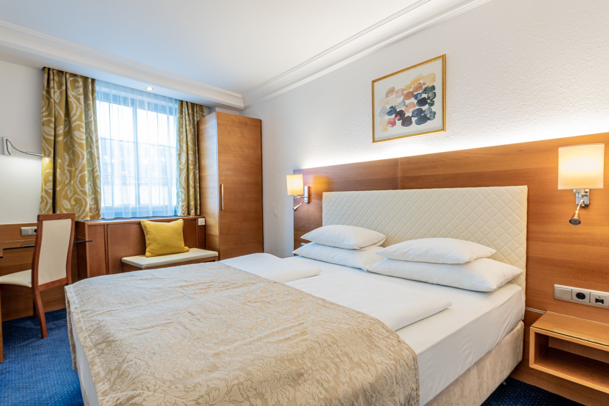 Hotel Mondschein by null