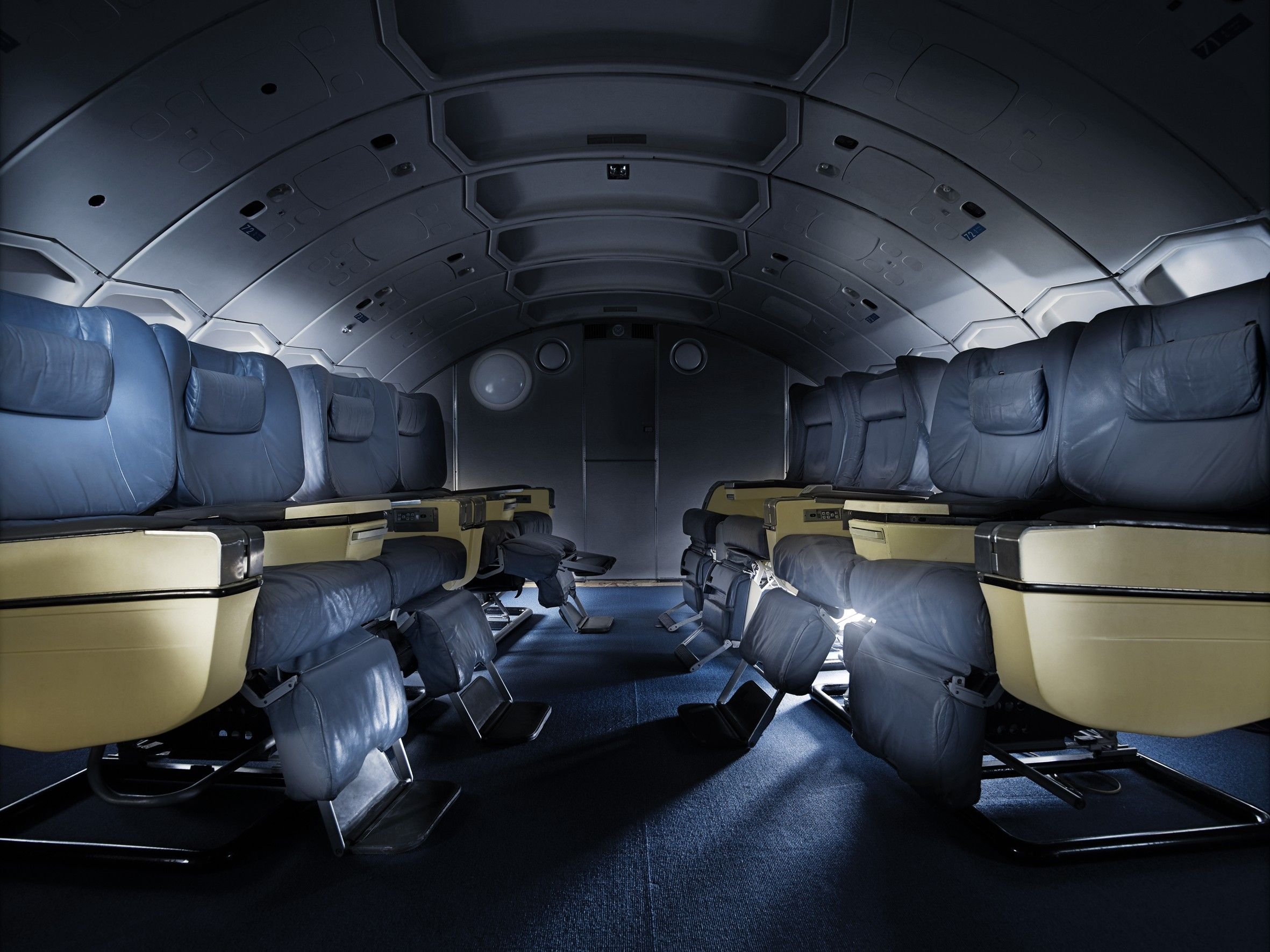 Jumbo Stay by null