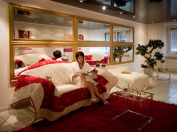 Kurpark-Hotel by null