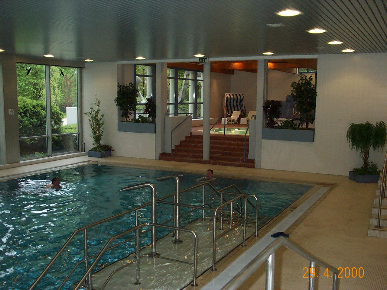 Kurpark-Hotel by null