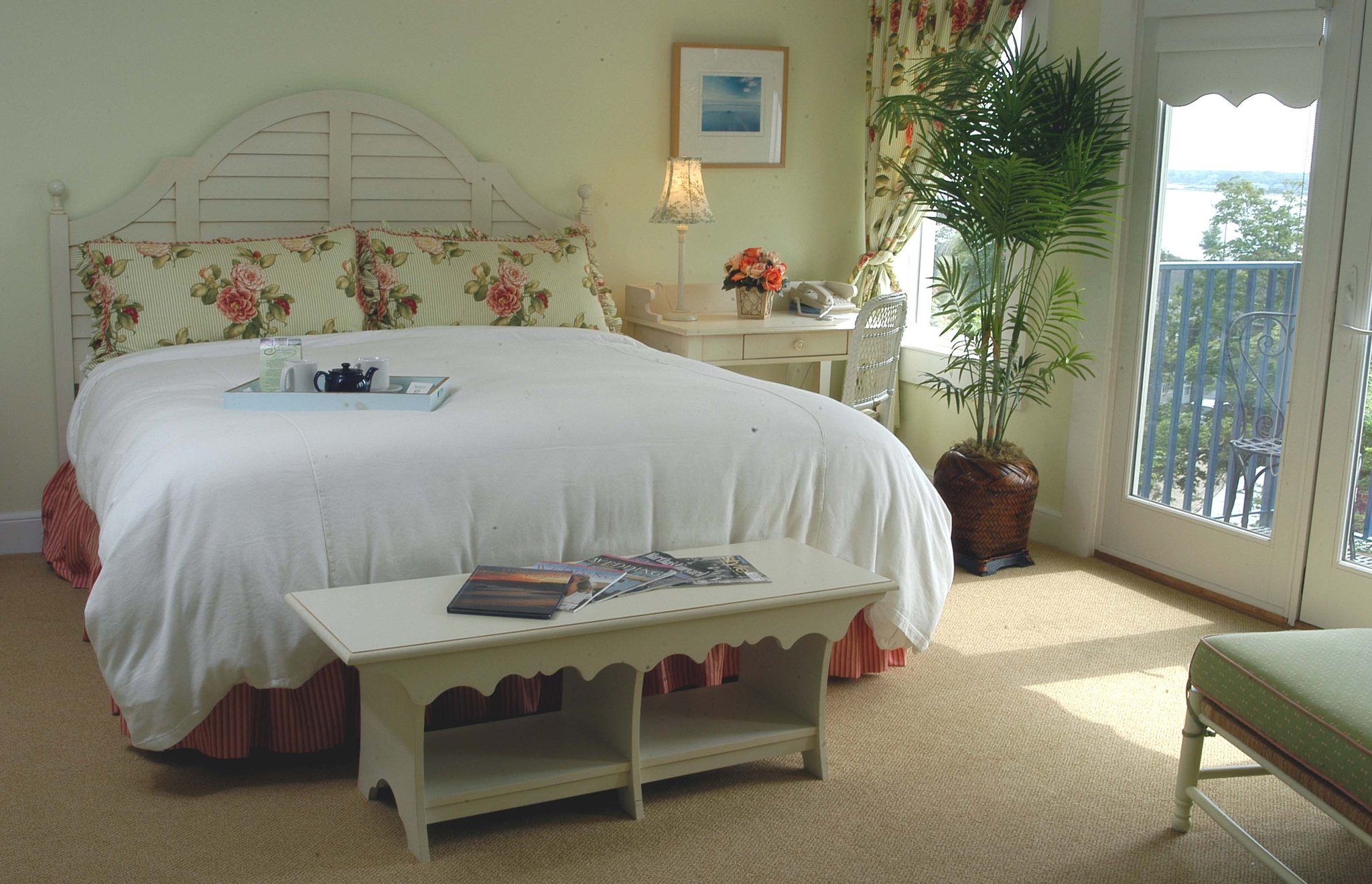 Mansion House Inn on Martha's Vineyard by null