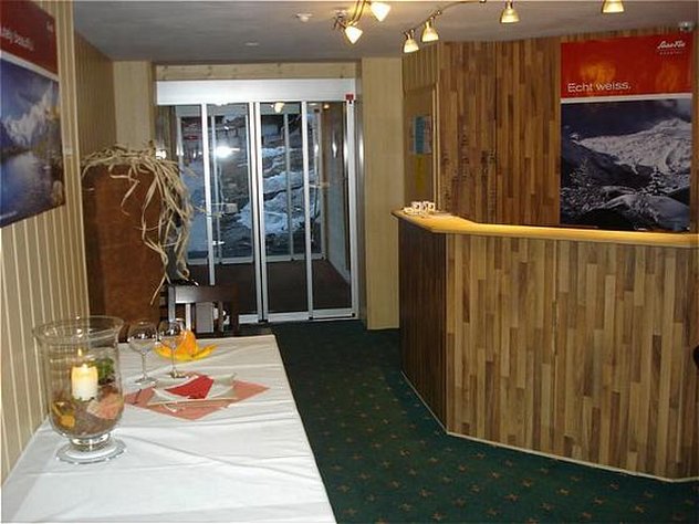 Hotel MK photo 8