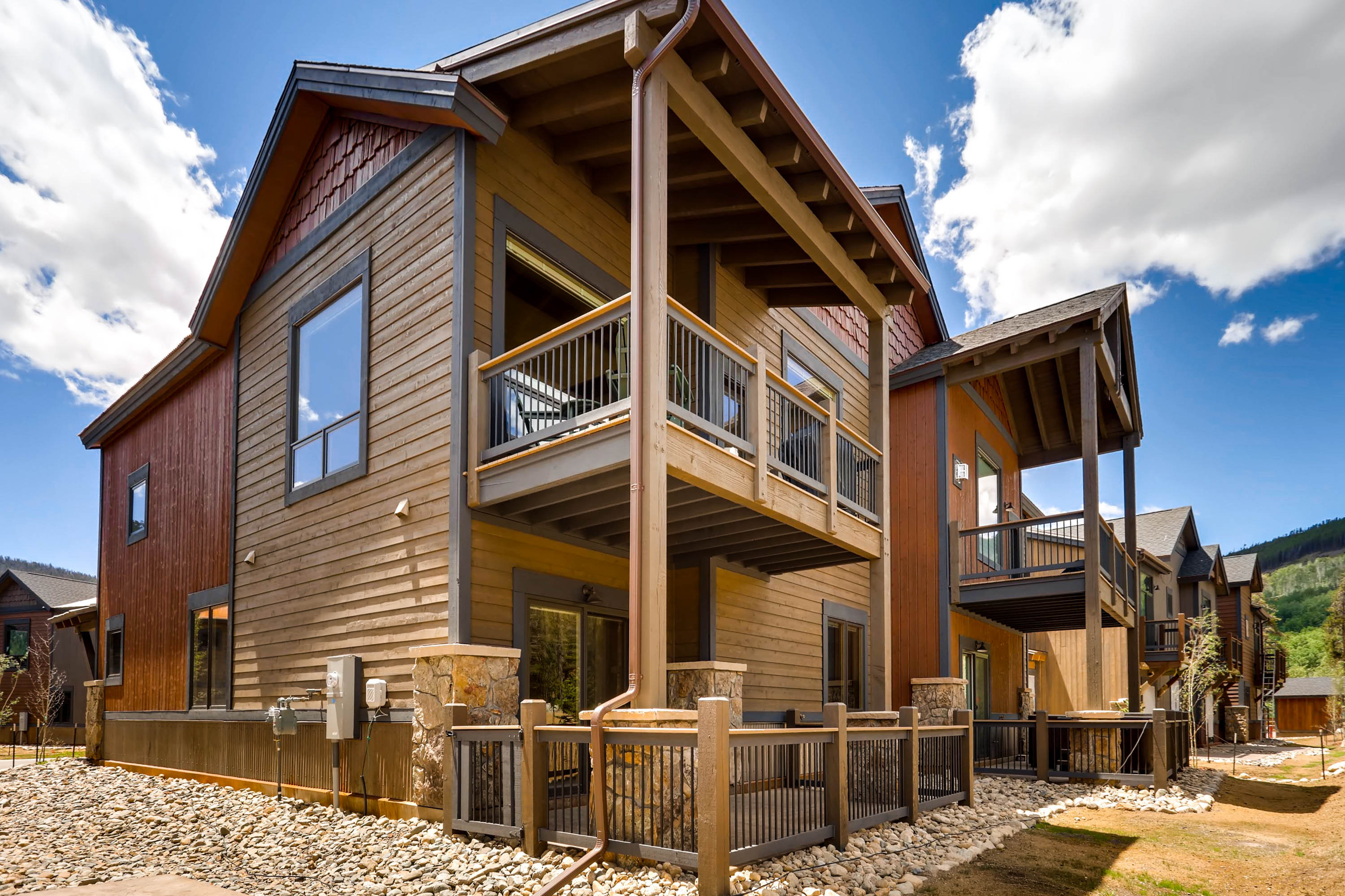 39 River Run Townhomes by null