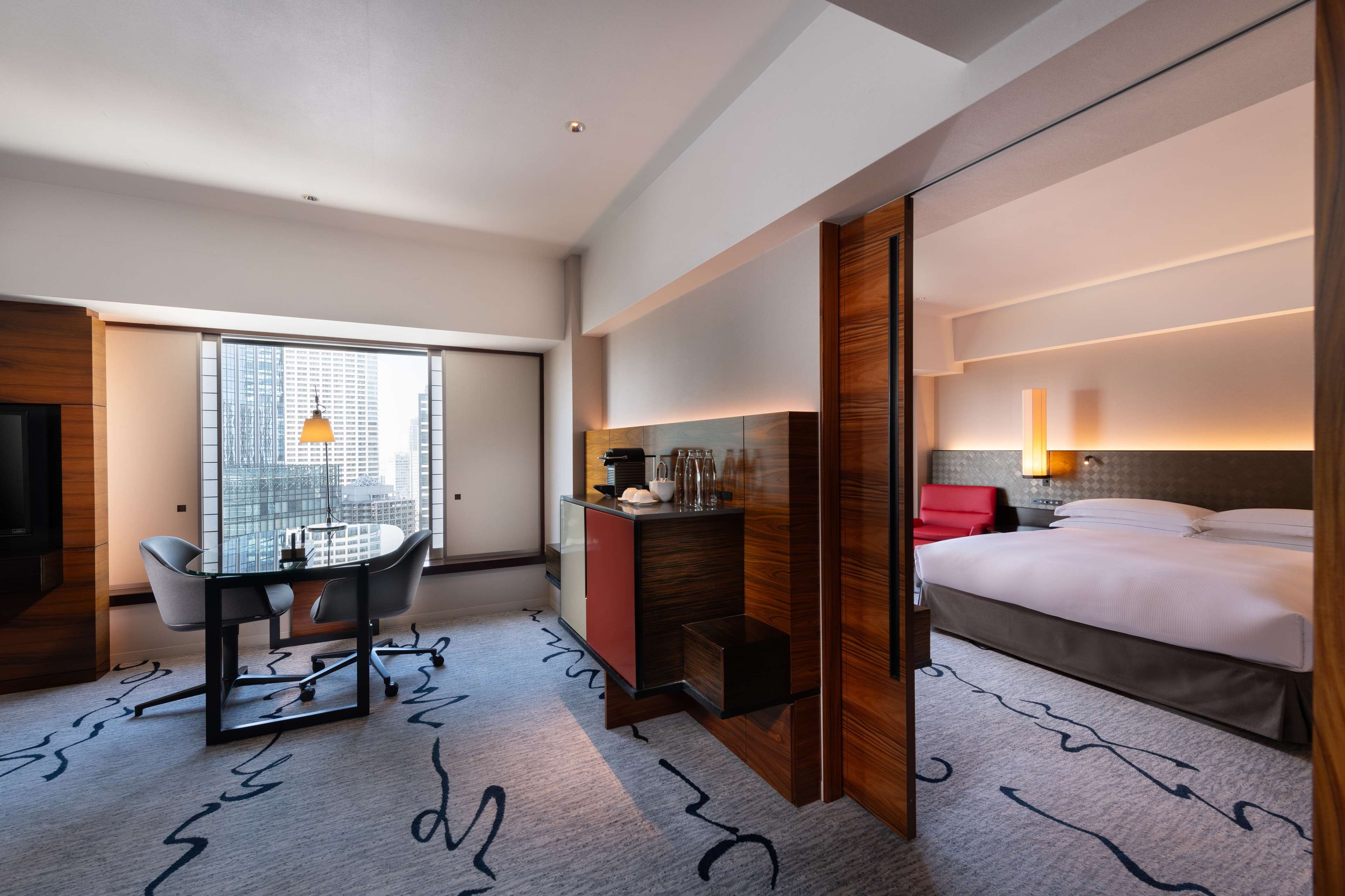 Hilton Tokyo by null