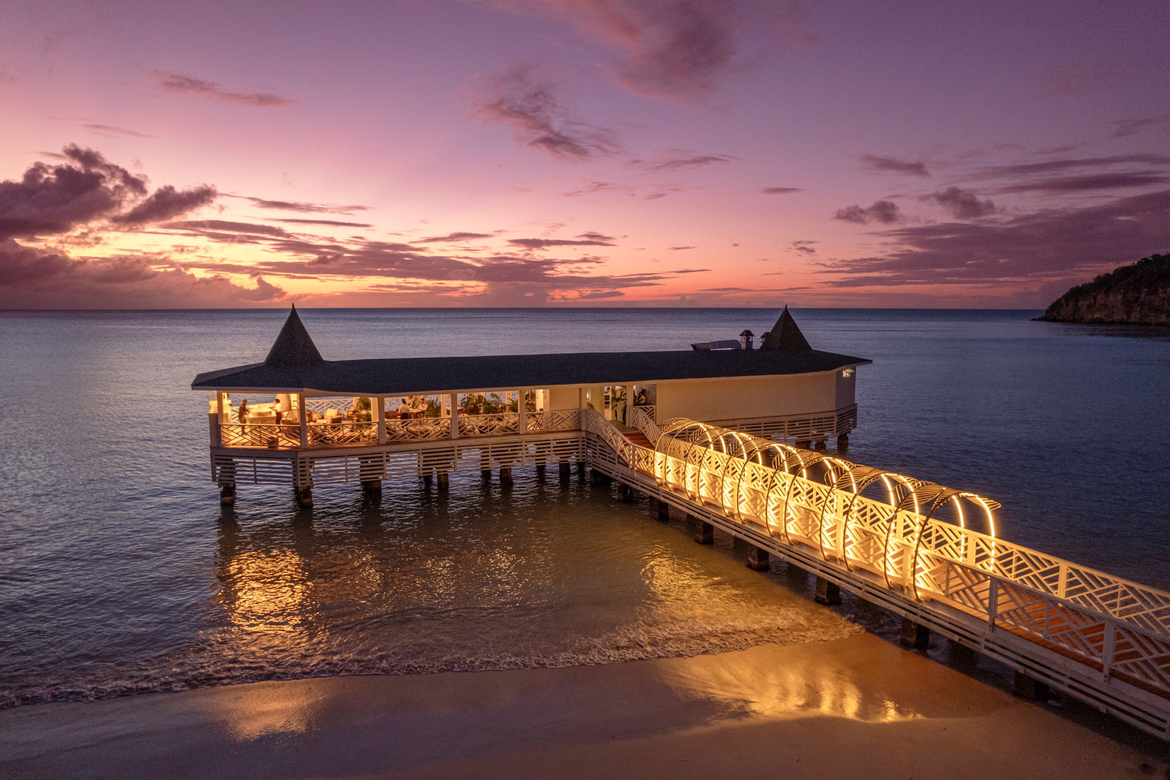 Royalton CHIC Antigua, An Autograph Collection All-Inclusive Resort - Adults-Only by null
