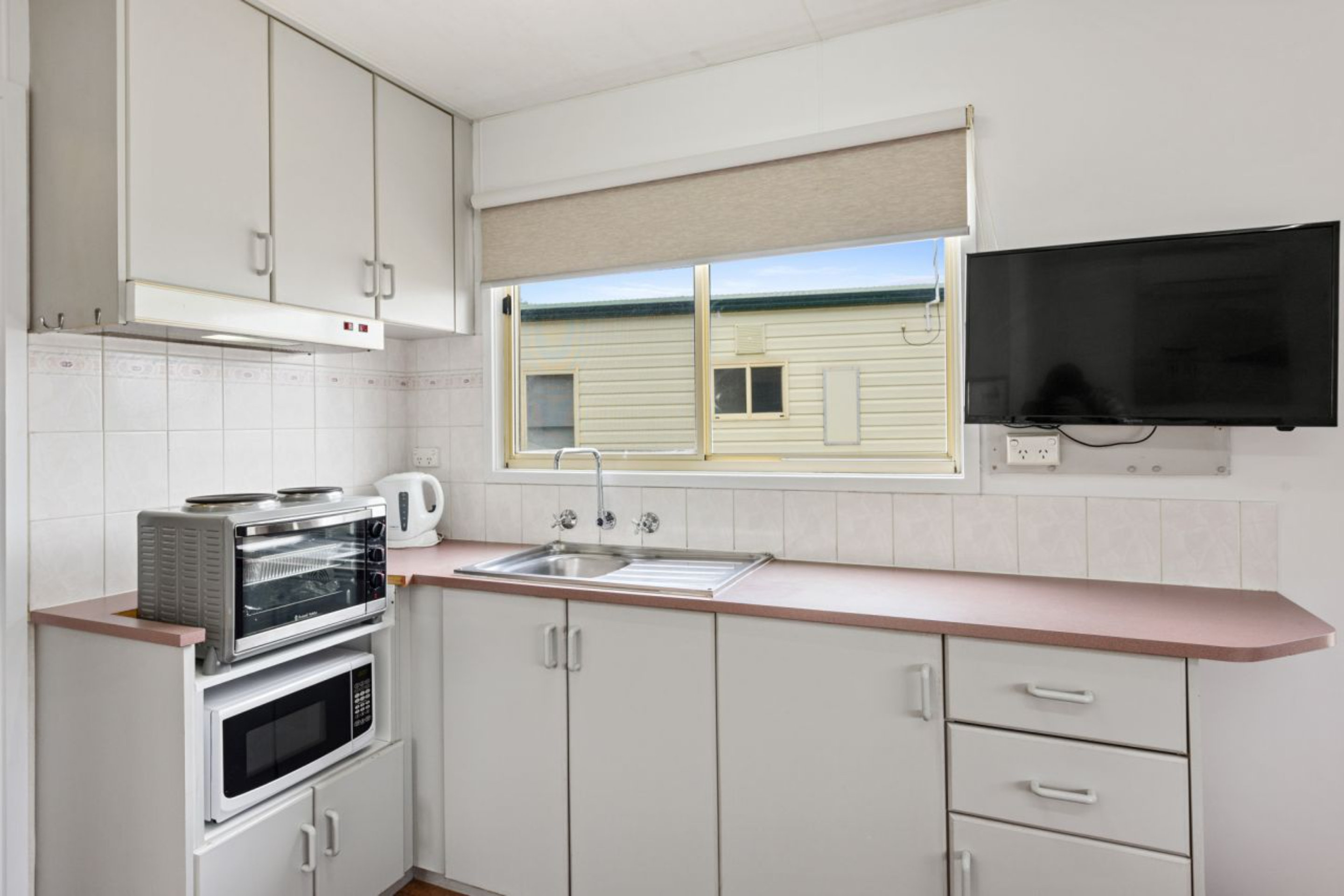 Discovery Parks - Adelaide Beachfront by null