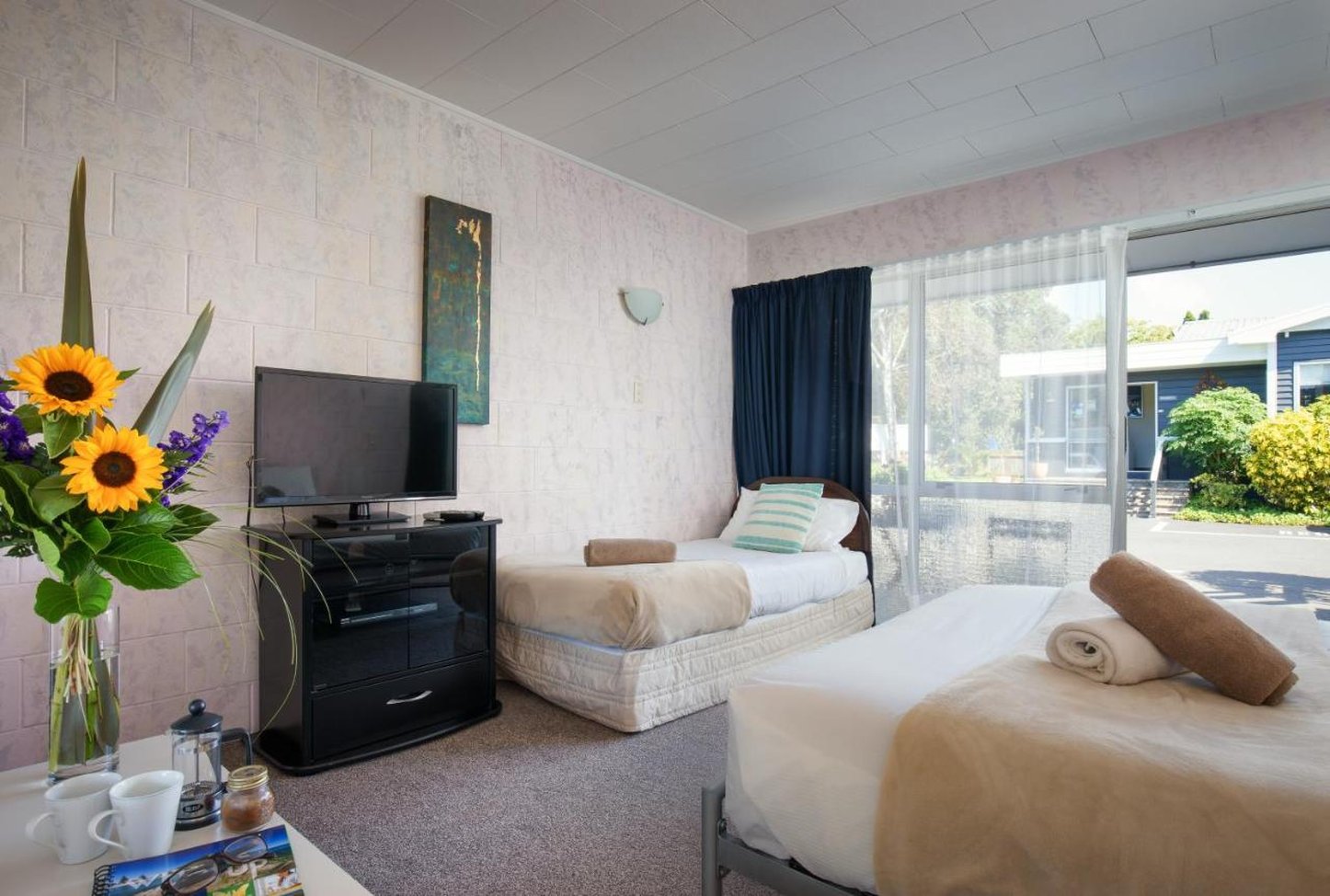 Roselands Motel by null