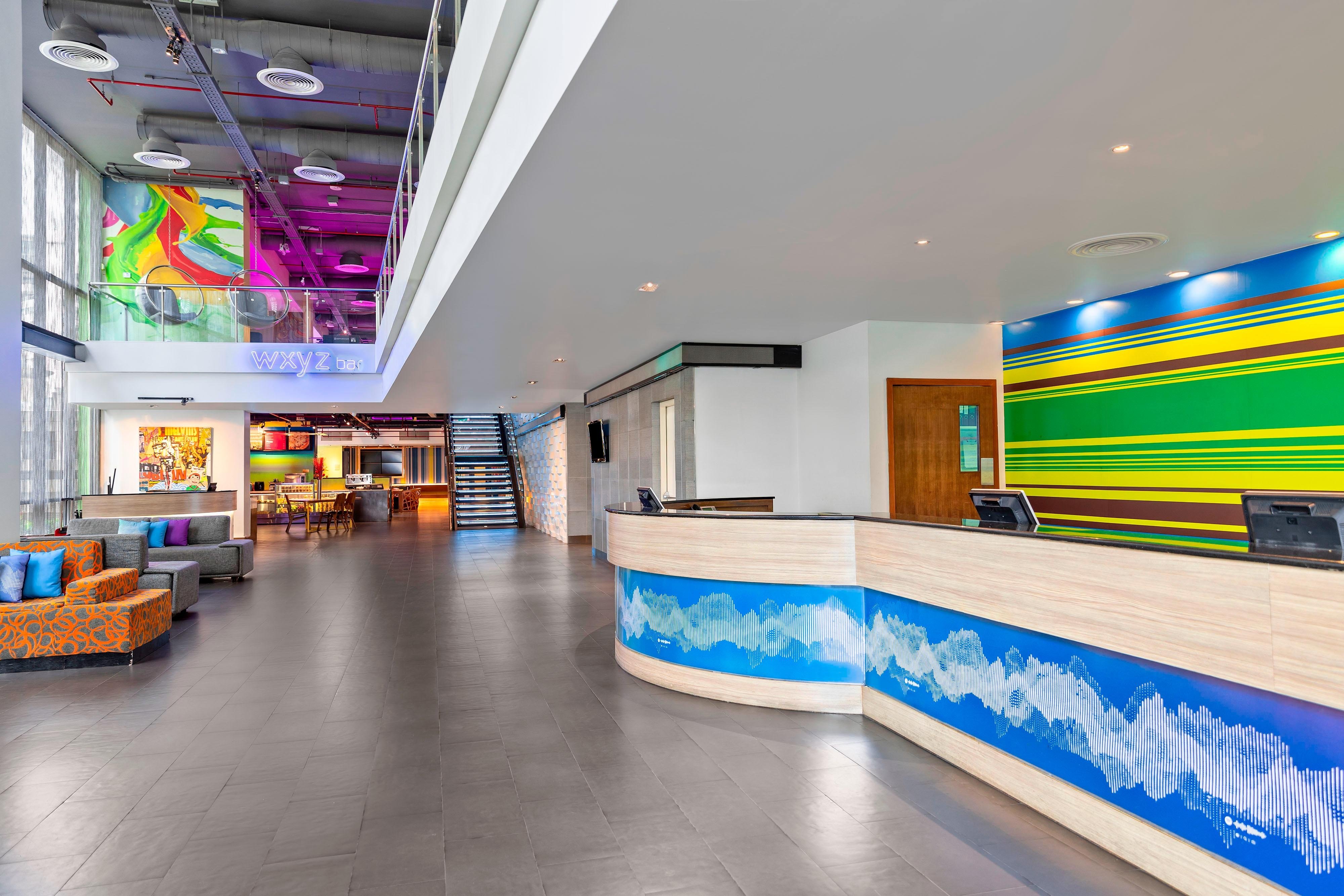 Aloft Bangkok Sukhumvit 11 by null