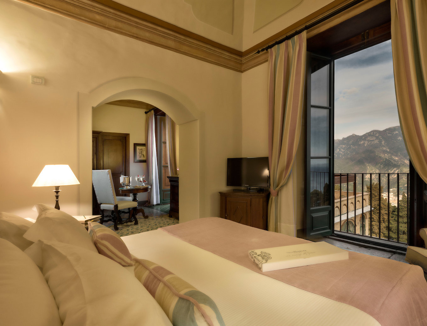 Villa Cimbrone by null