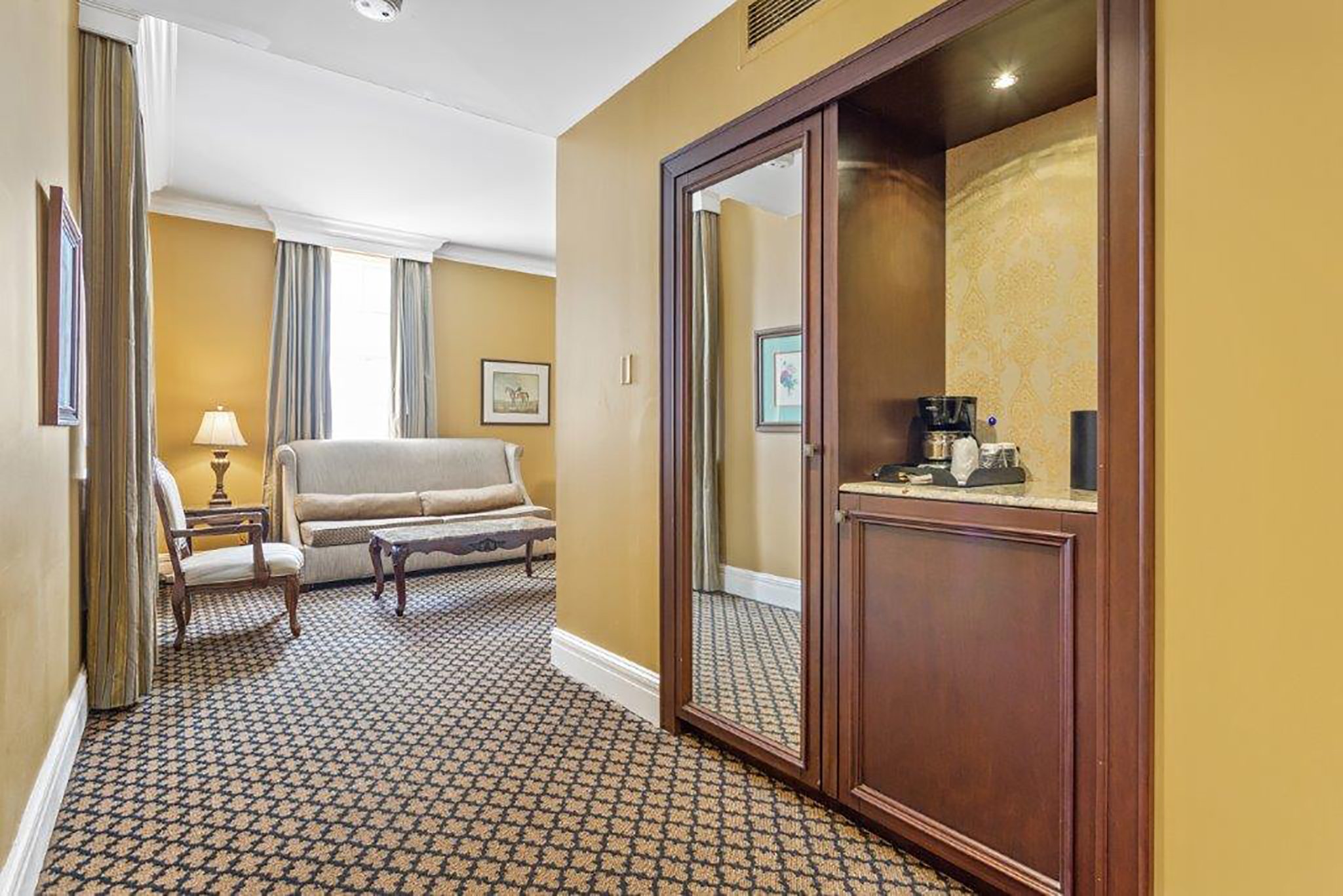 The Lafayette New Orleans by Kasa by null