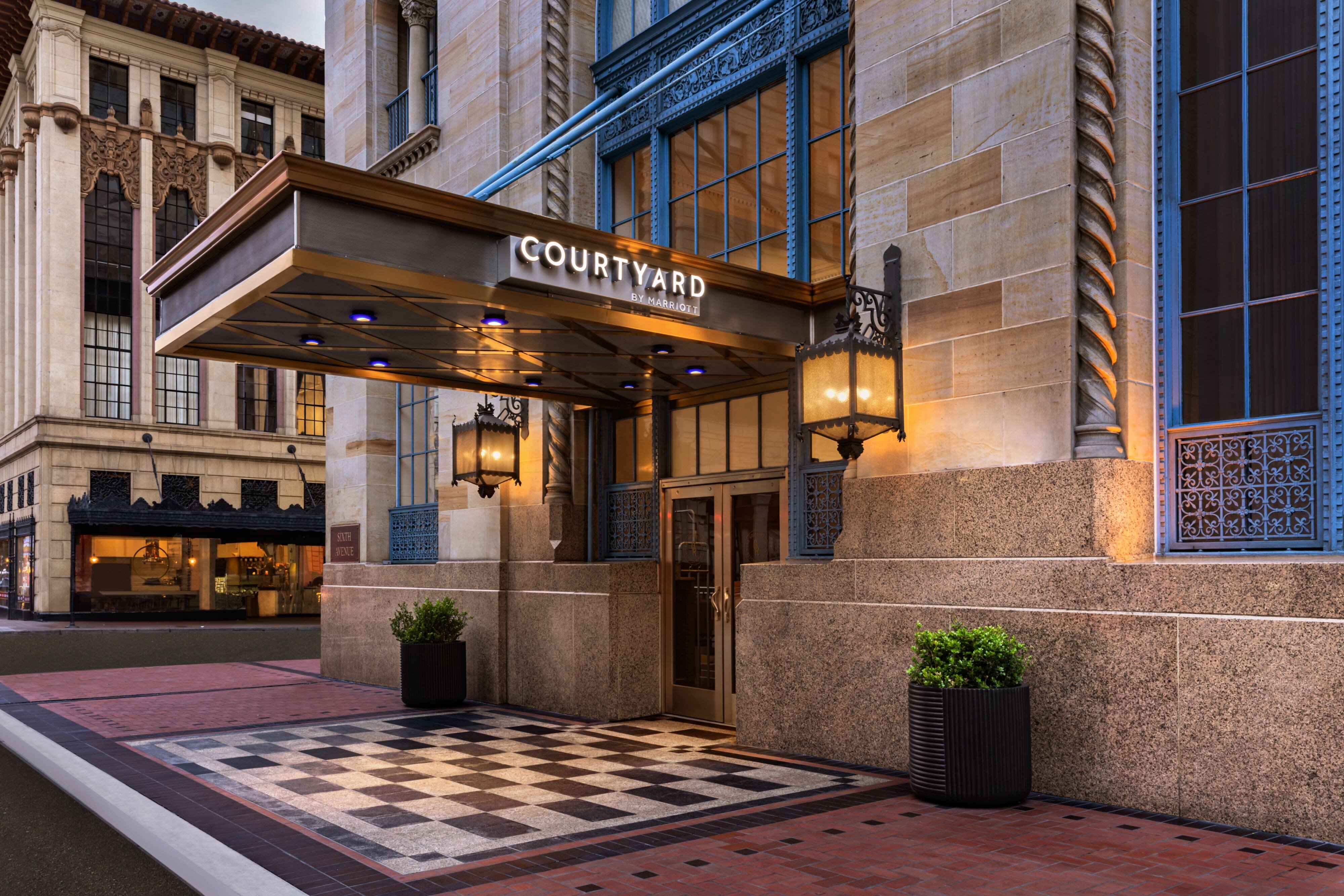 Courtyard San Diego Downtown by null