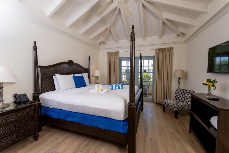 Savannah Beach Club by null