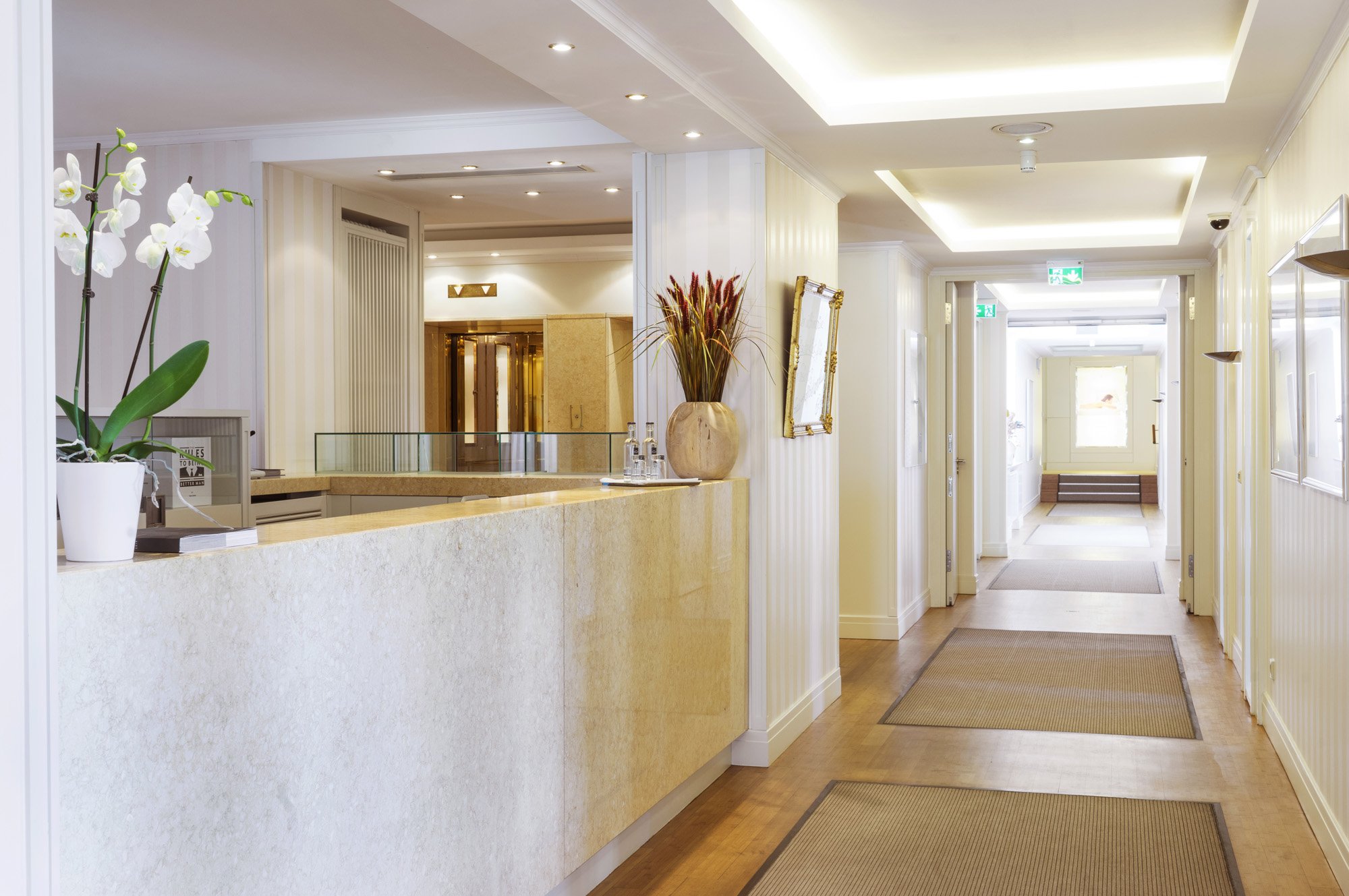Hotel Nassauer Hof by null