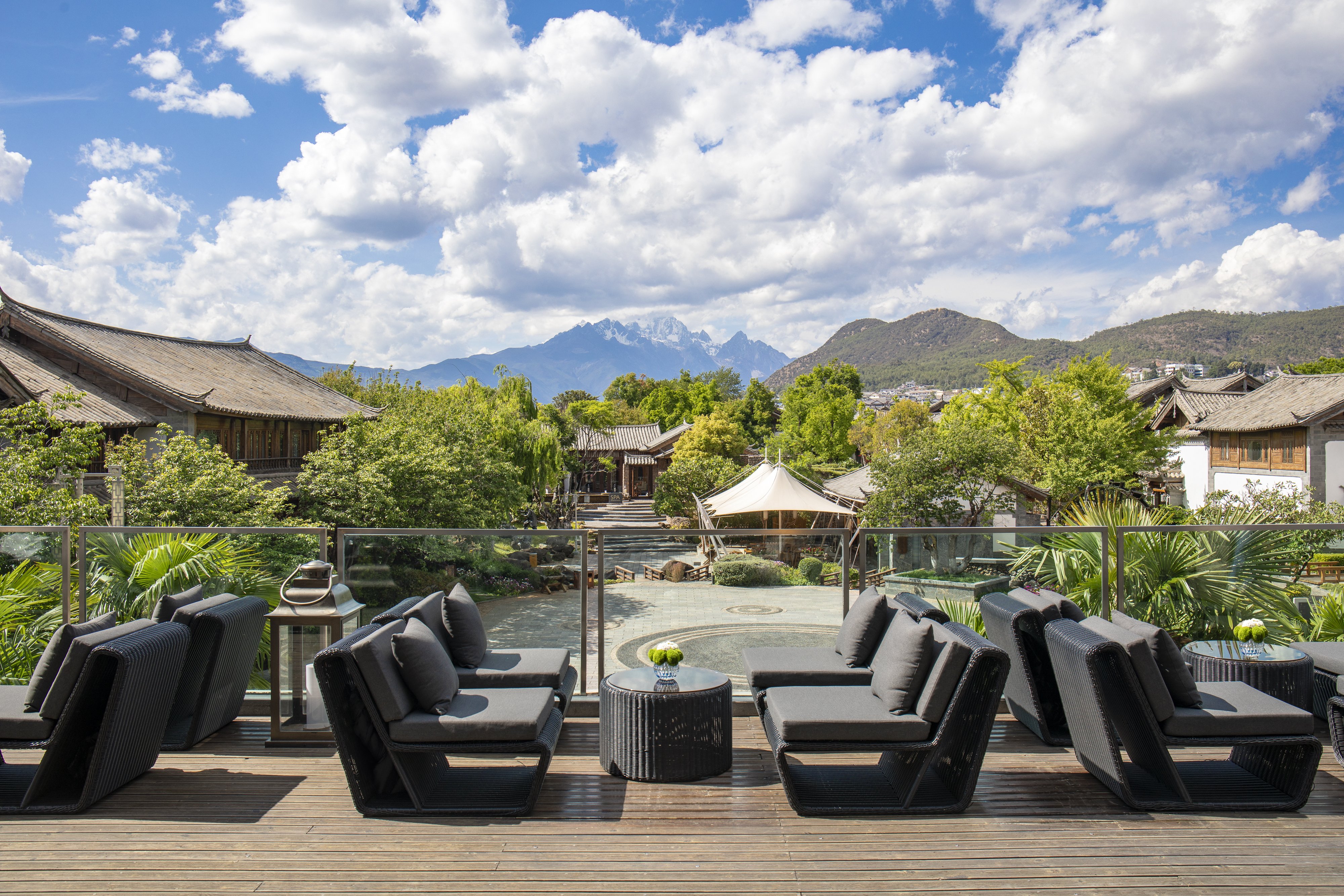 InterContinental Lijiang Ancient Town Resort by null