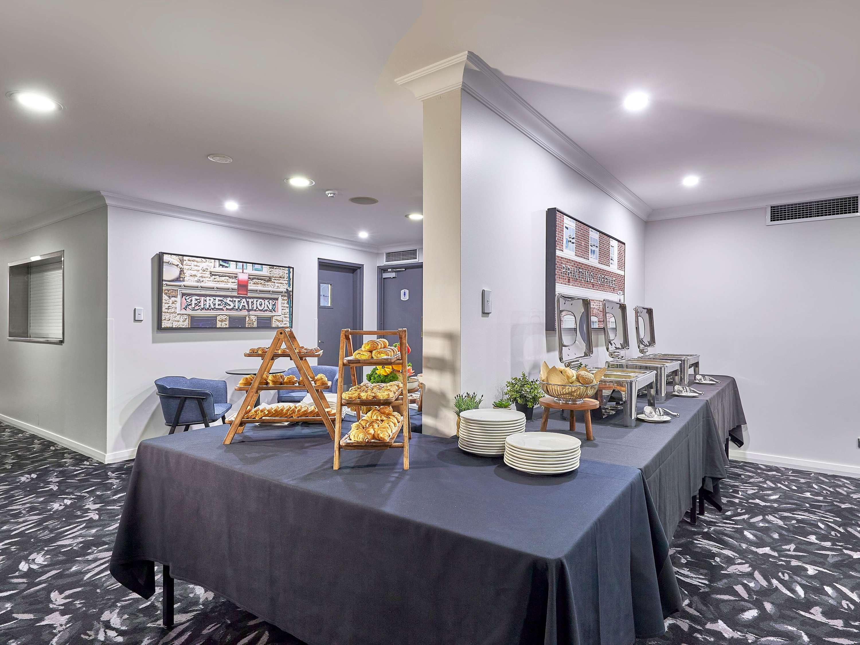 Mercure Perth On Hay by null