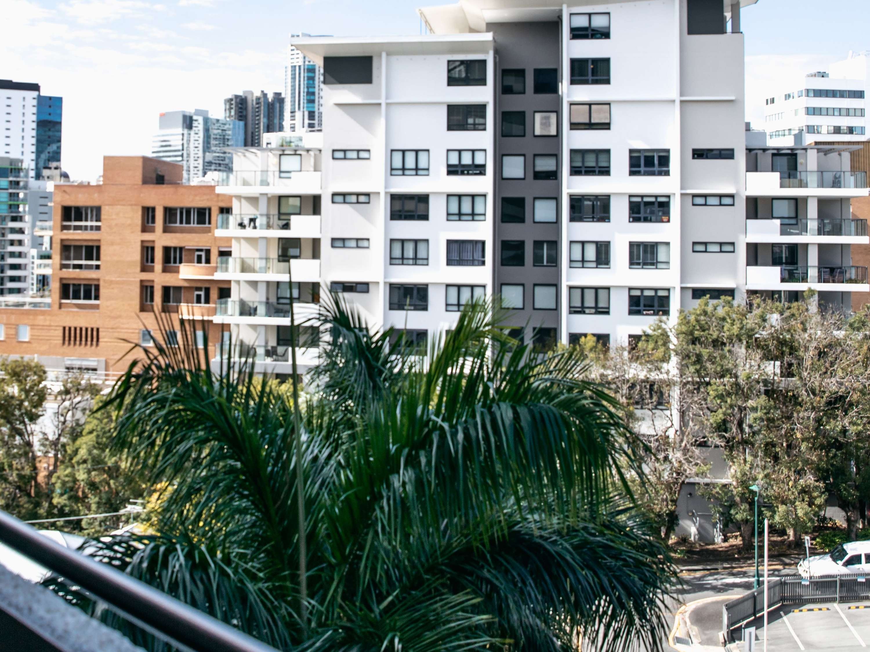 Mercure Brisbane Spring Hill by null