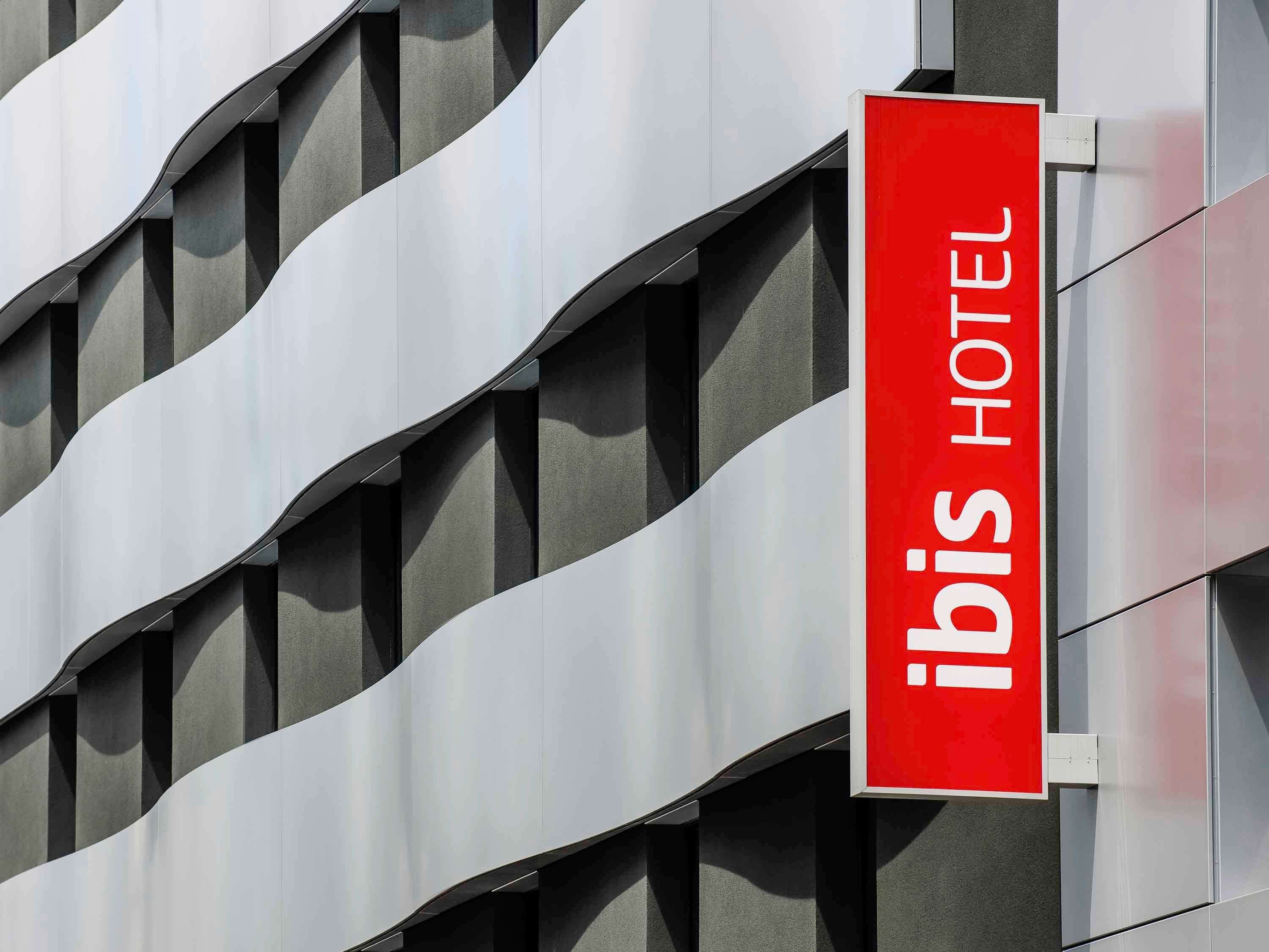 ibis budget Lugano Paradiso by null