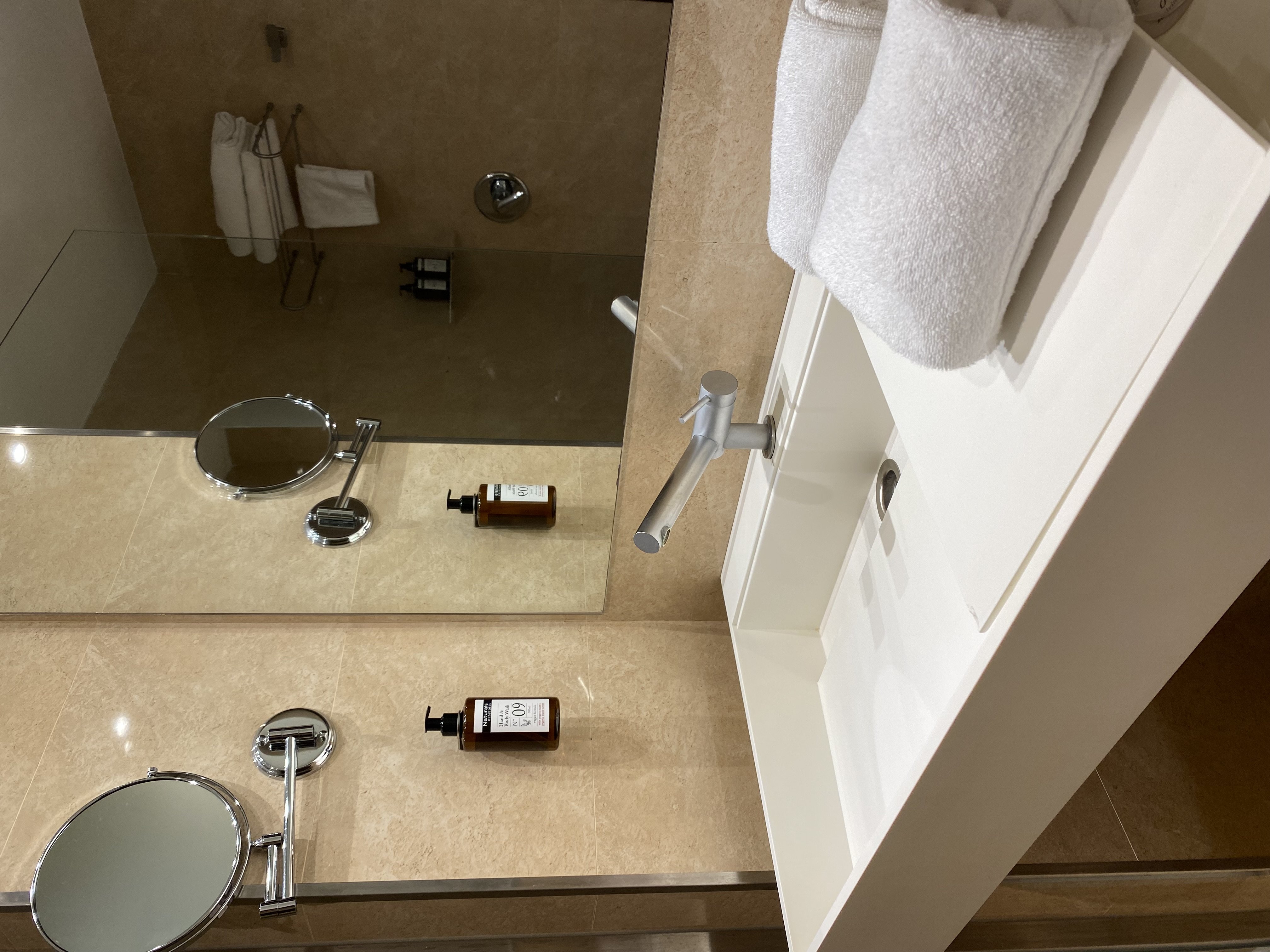 Hotel Ciutat de Girona by null