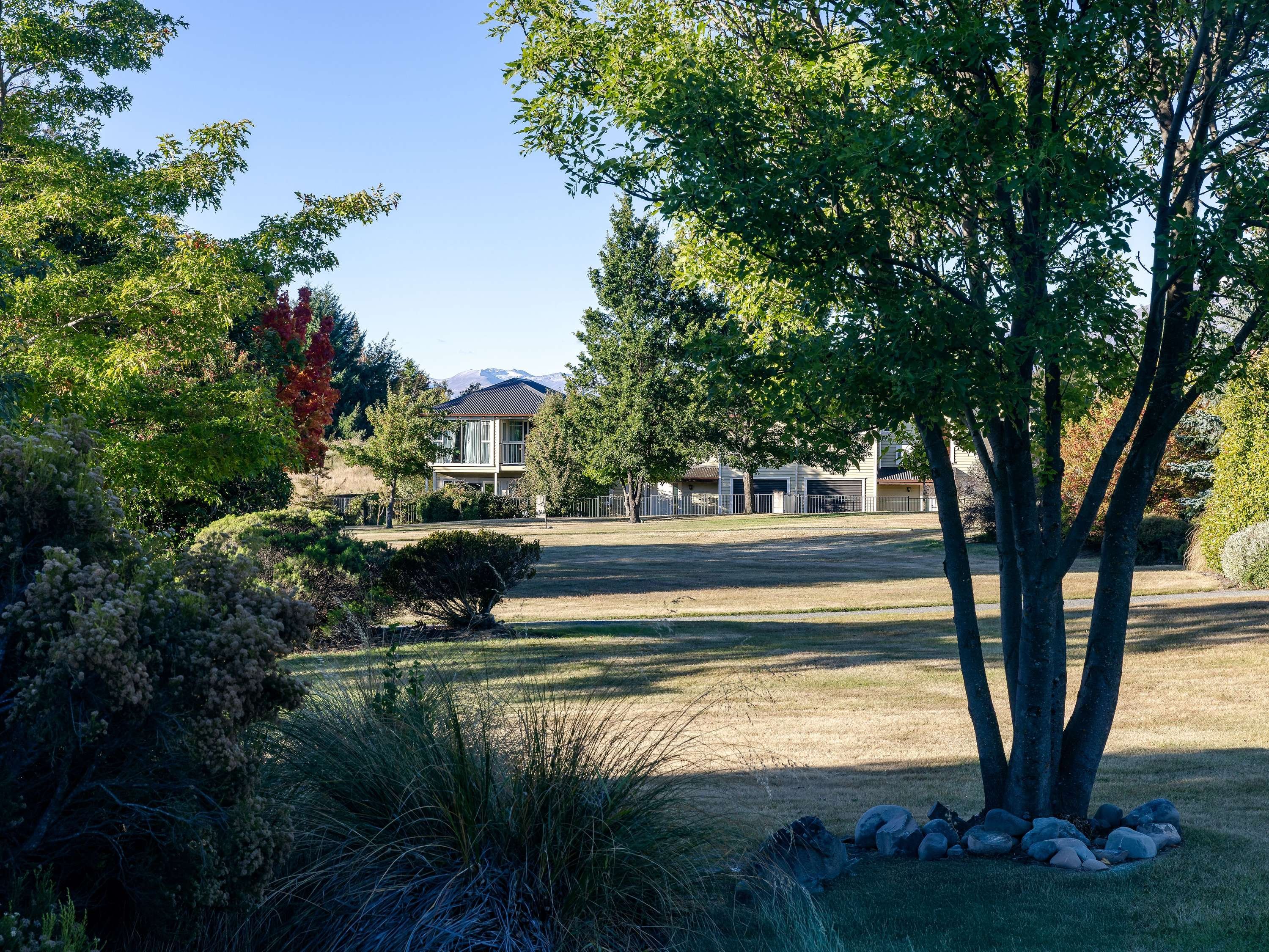 Mantra Lake Tekapo by null