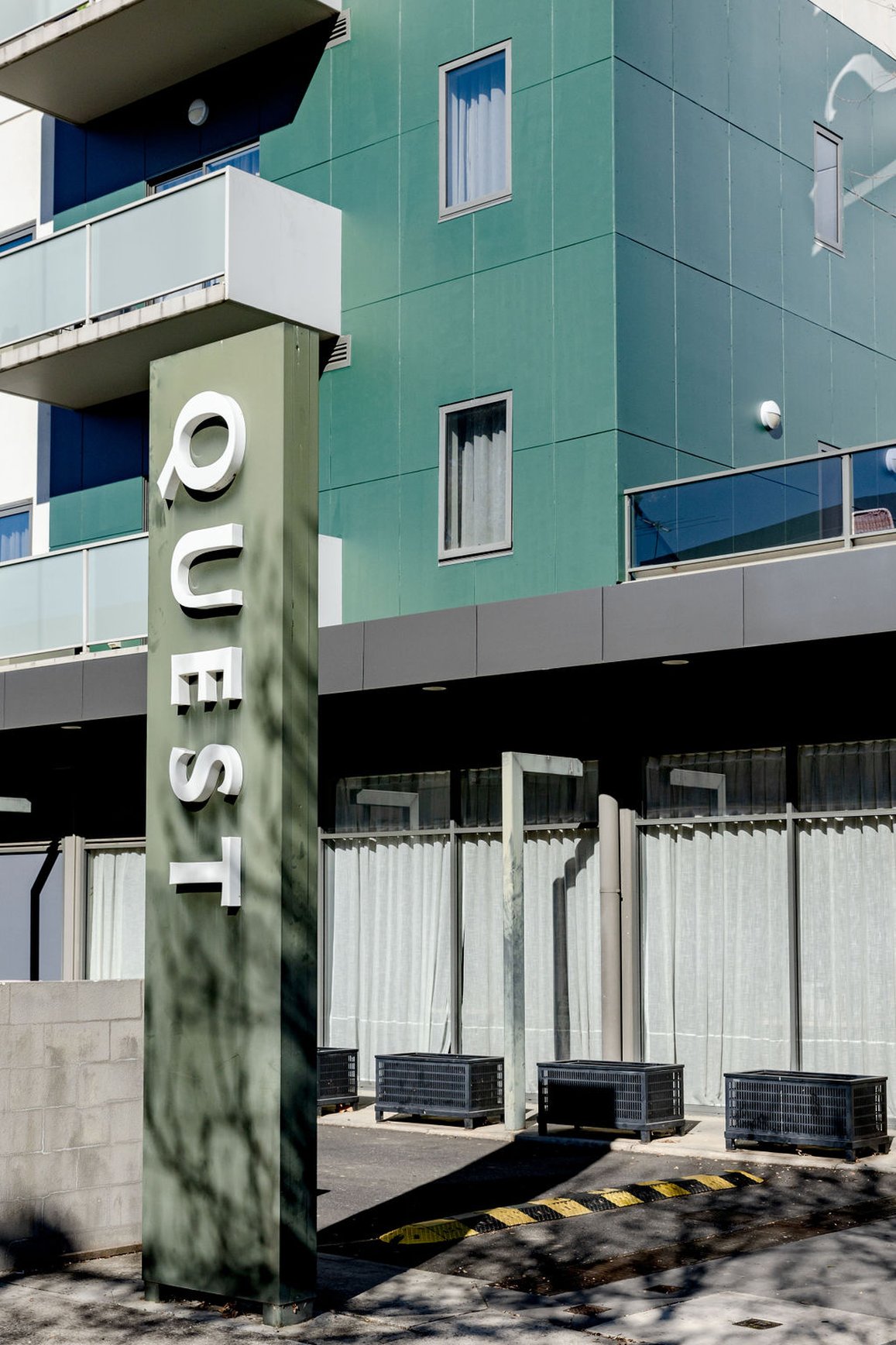 Quest Albury by null