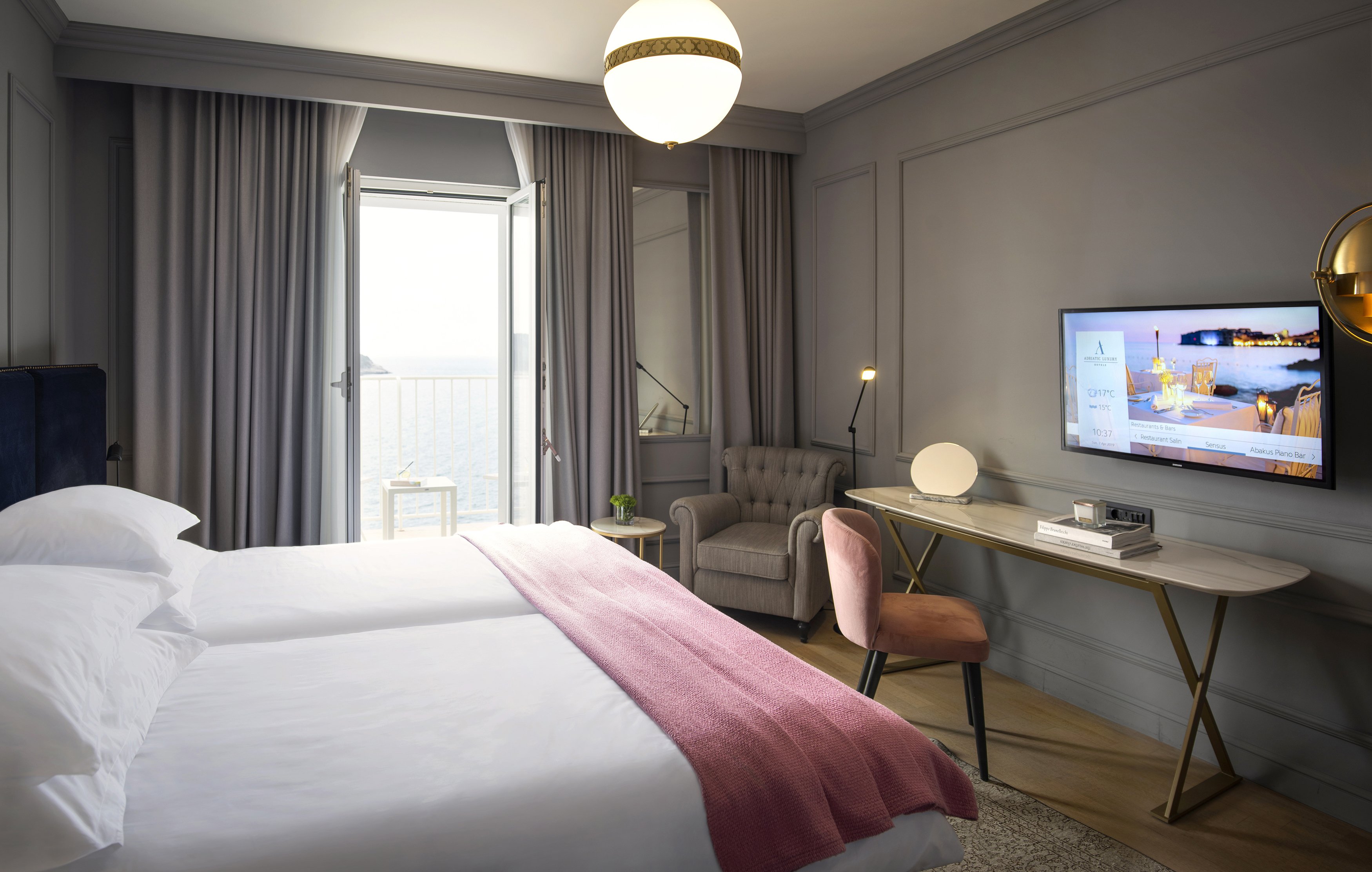 Hotel Excelsior by null