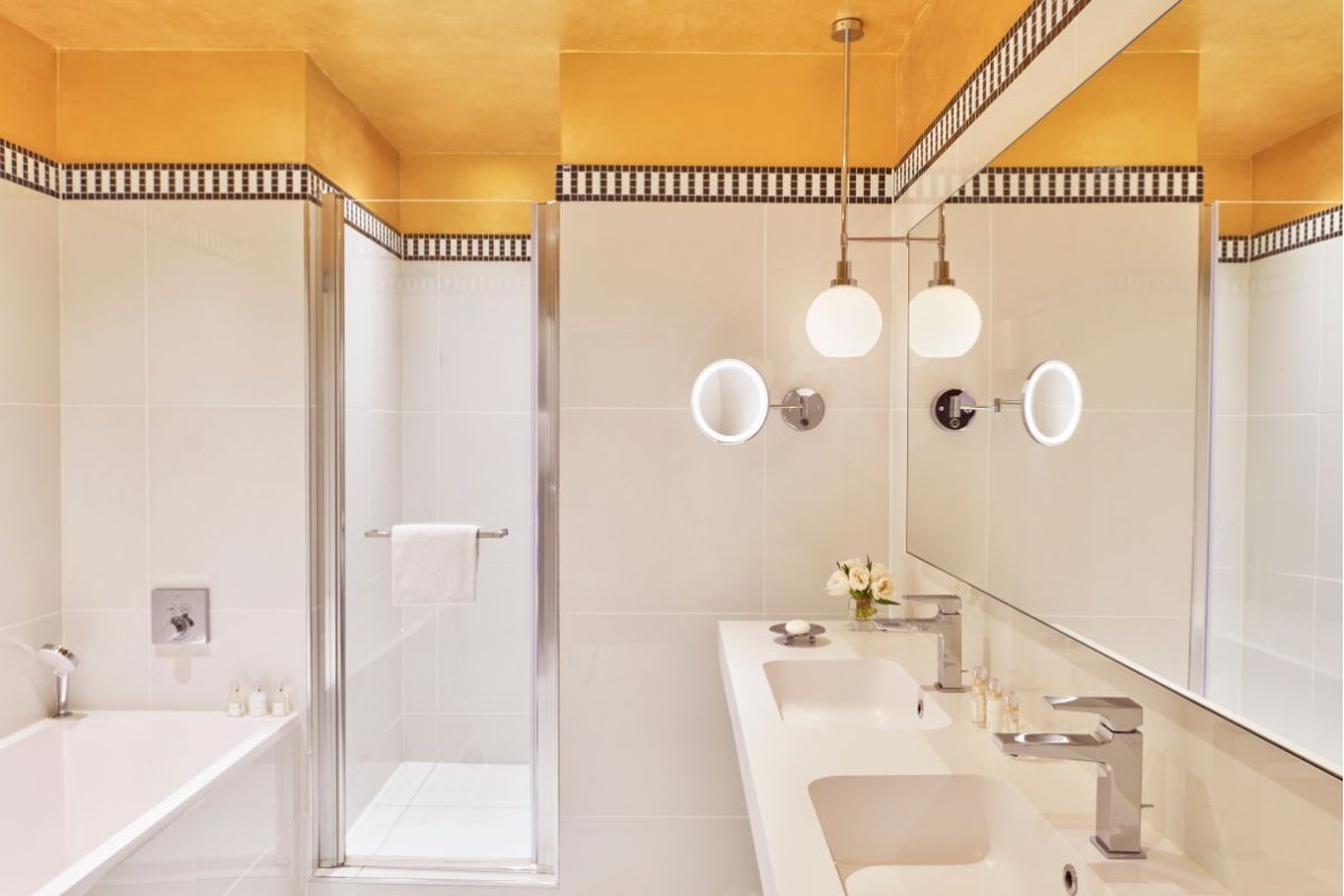 Hôtel Barrière Le Westminster by null