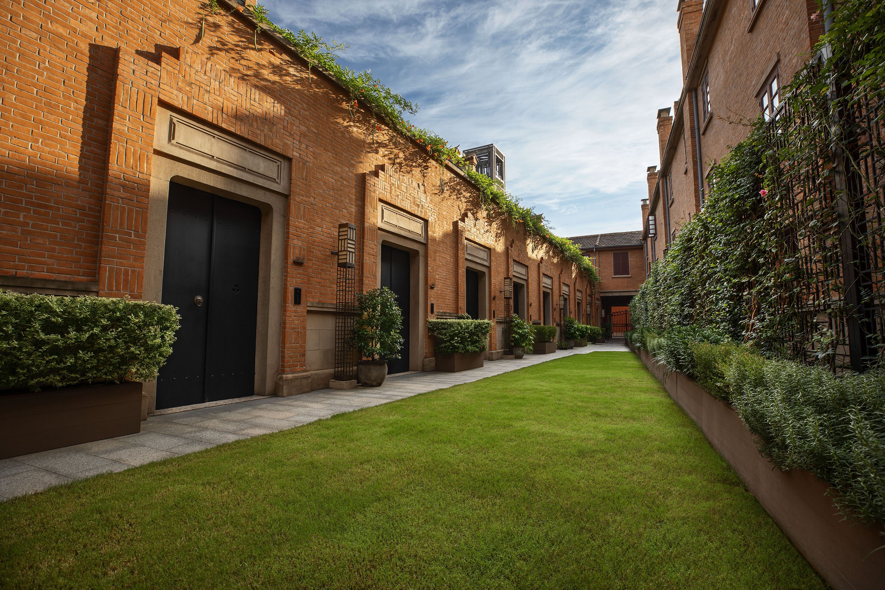 Shanghai Jianyeli Capella Hotel by null