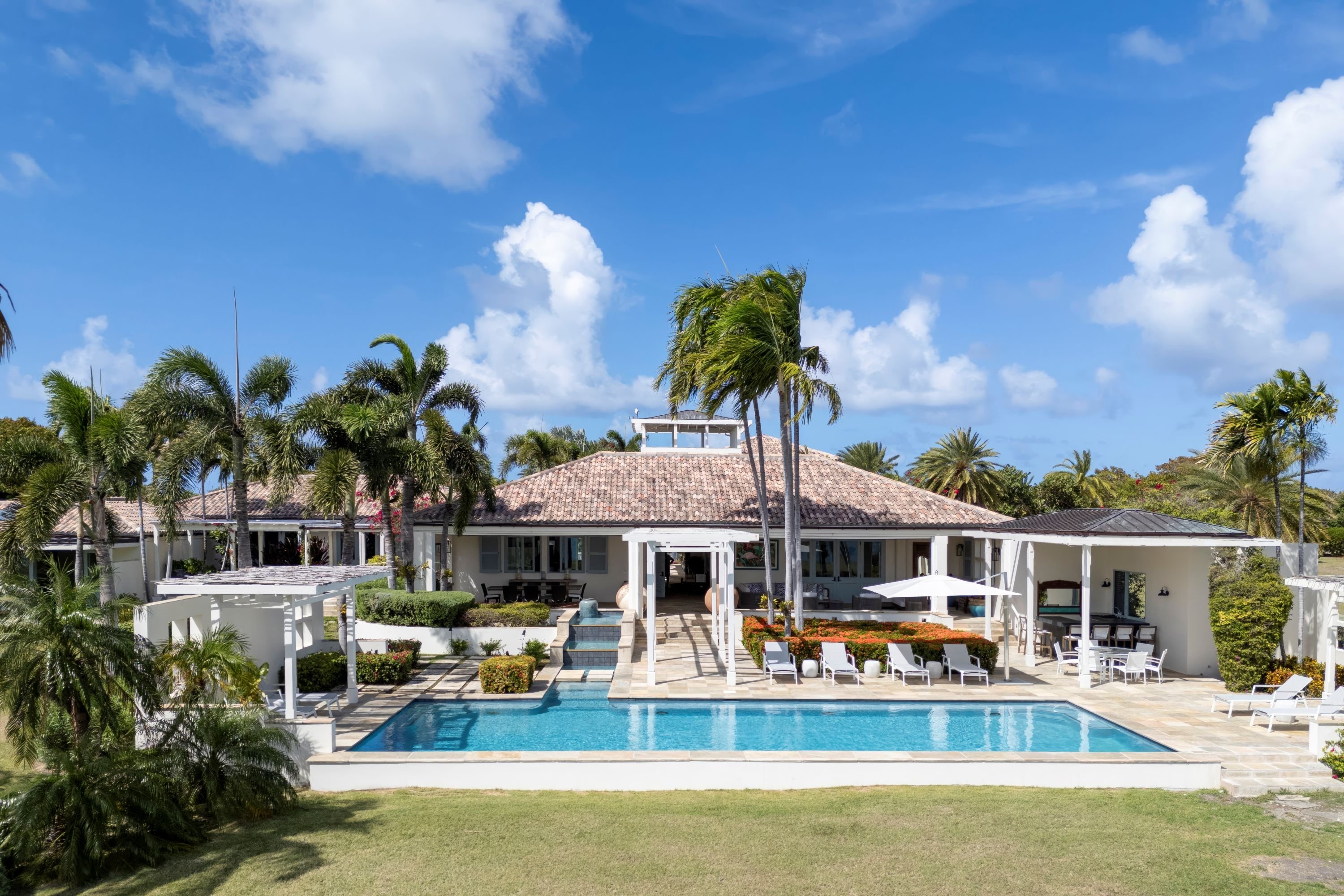 Jumby Bay Island by null