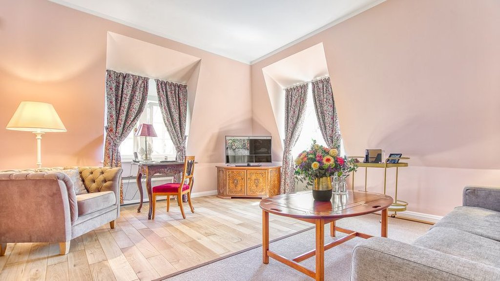 Wald & Schlosshotel Friedrichsruhe by null