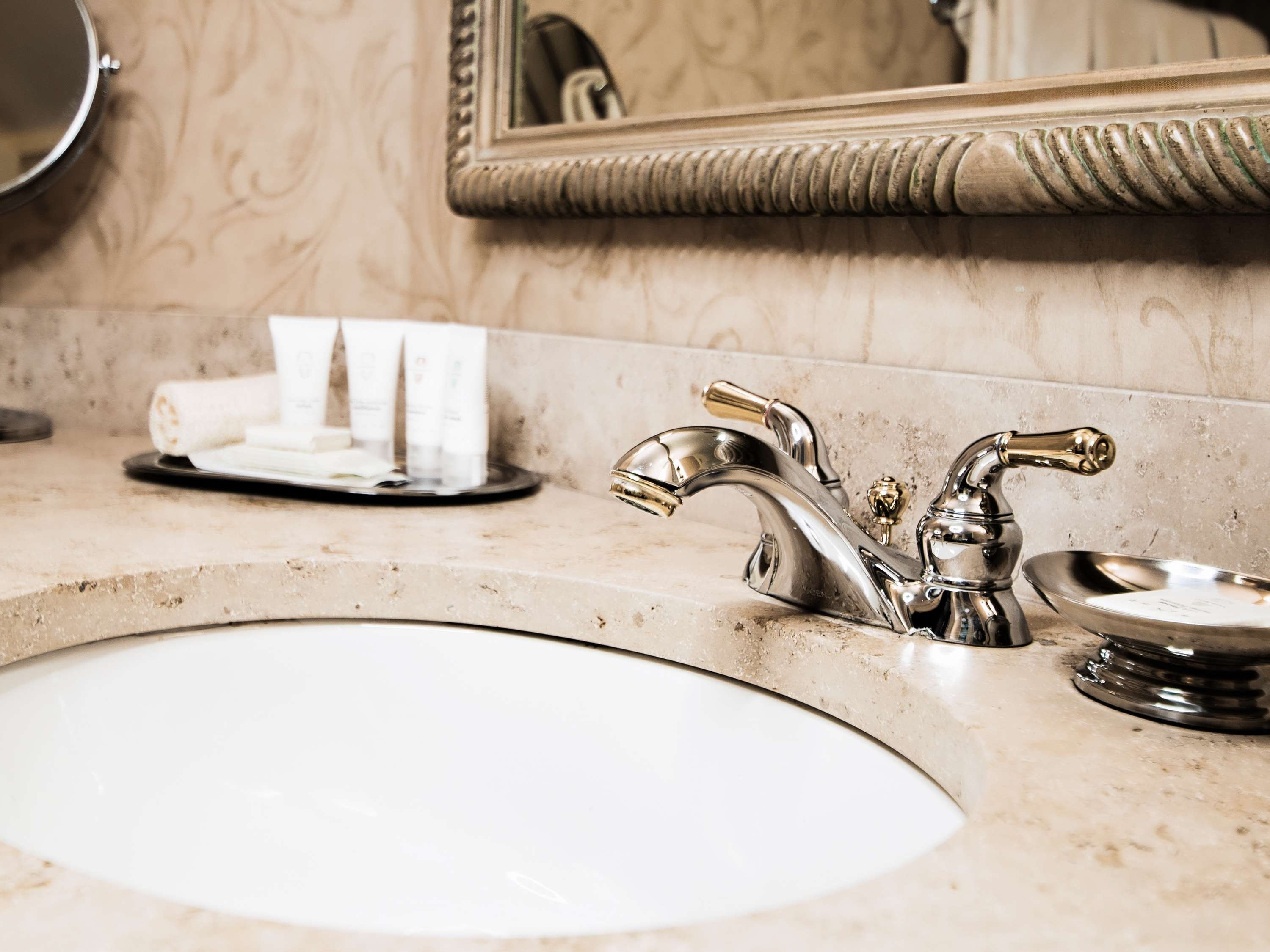 Rimrock Banff, Emblems Collection by null