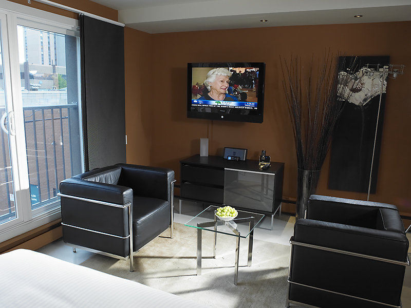 Nuvo Hotel Suites by null