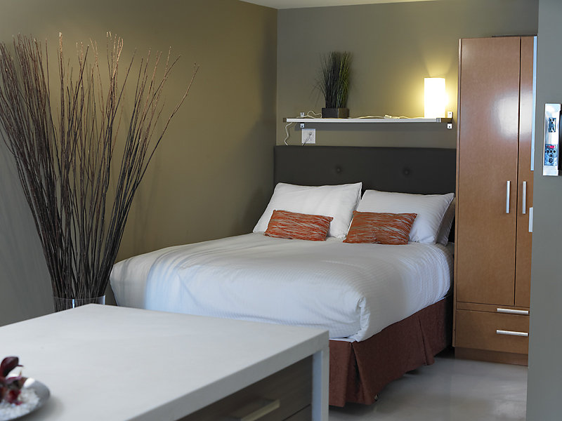 Nuvo Hotel Suites by null