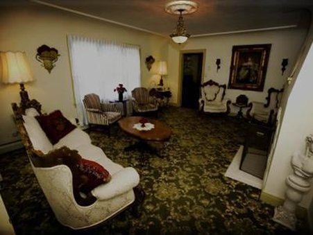 Amid Summer's Inn Bed and Breakfast by null