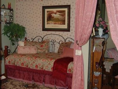 Schuster Mansion Bed & Breakfast by null