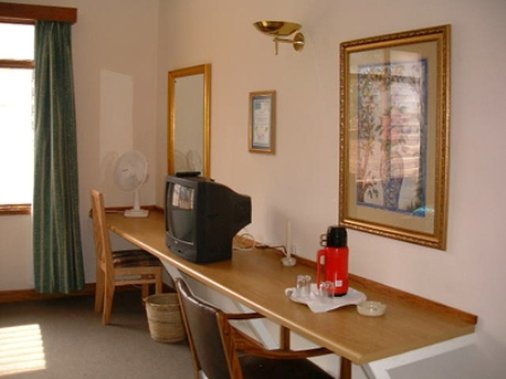 KGL (Korea Garden Lodge) by null