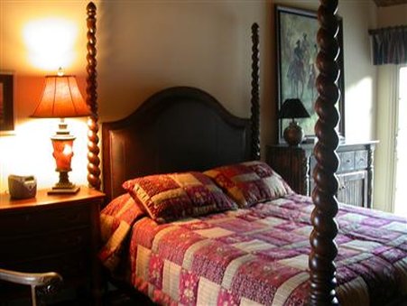 Annabelle Inn by null